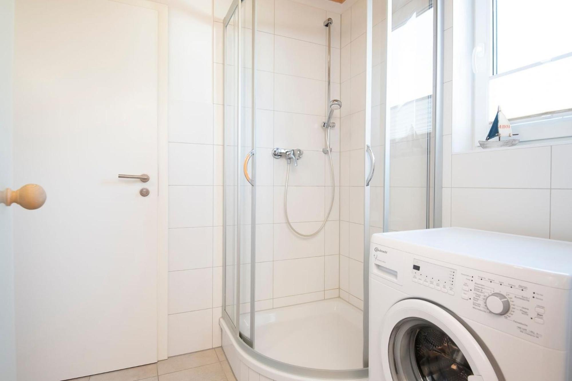 Seepark Suessau Ferienhaus Seerose 3 Buitenkant foto